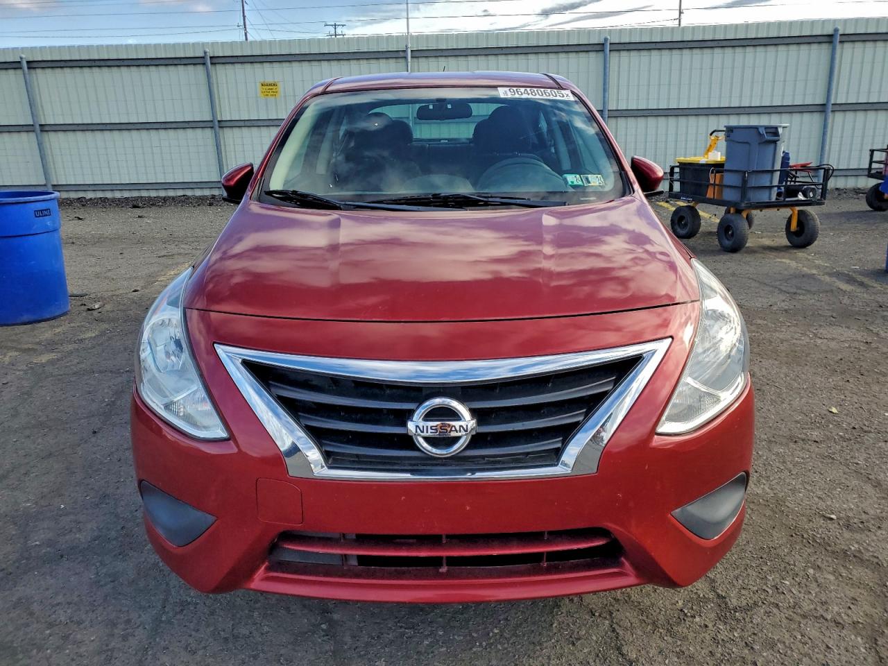 2018 NISSAN VERSA S photo 5