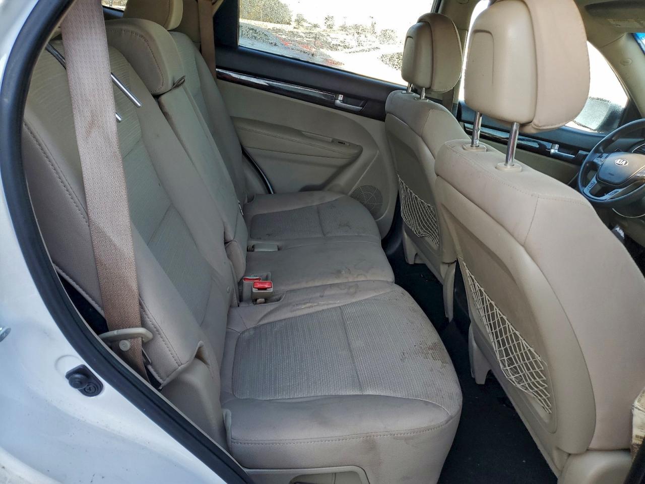 2014 KIA SORENTO LX photo 10