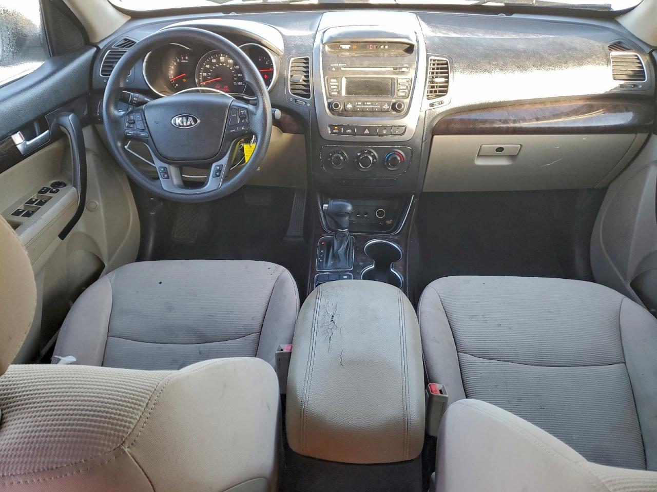 2014 KIA SORENTO LX photo 8