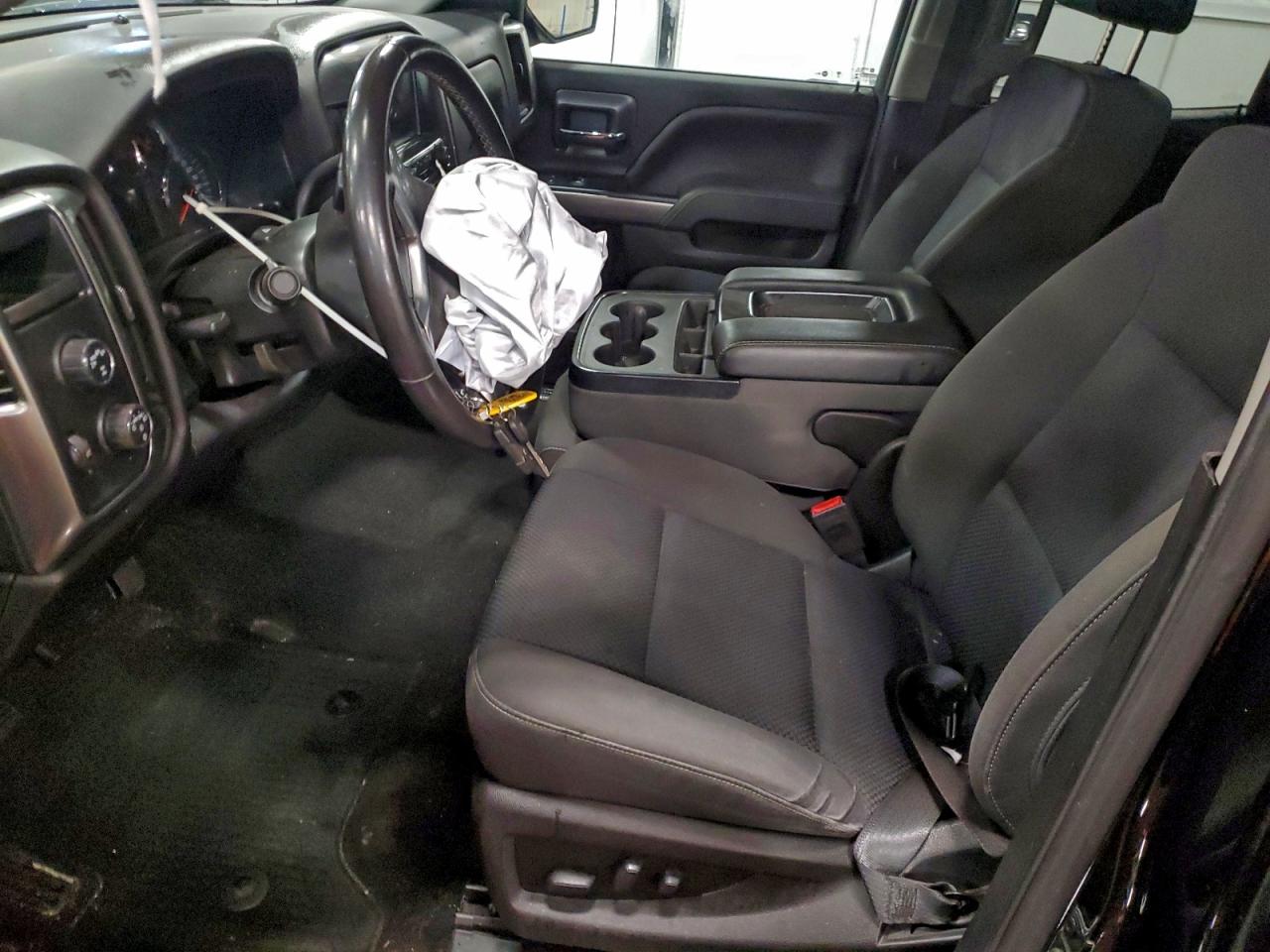 2018 CHEVROLET SILVERADO K1500 LT photo 7