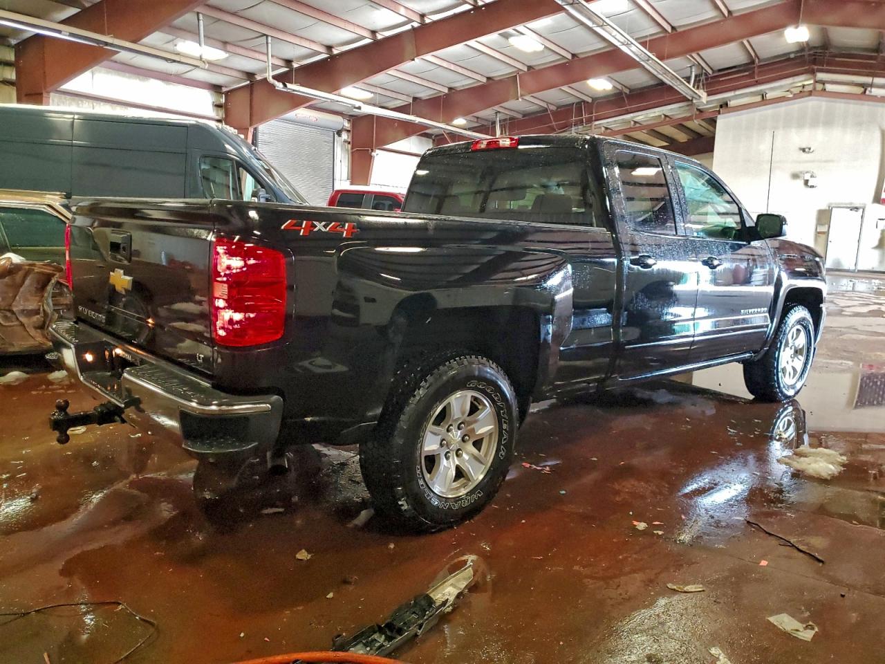 2018 CHEVROLET SILVERADO K1500 LT photo 3