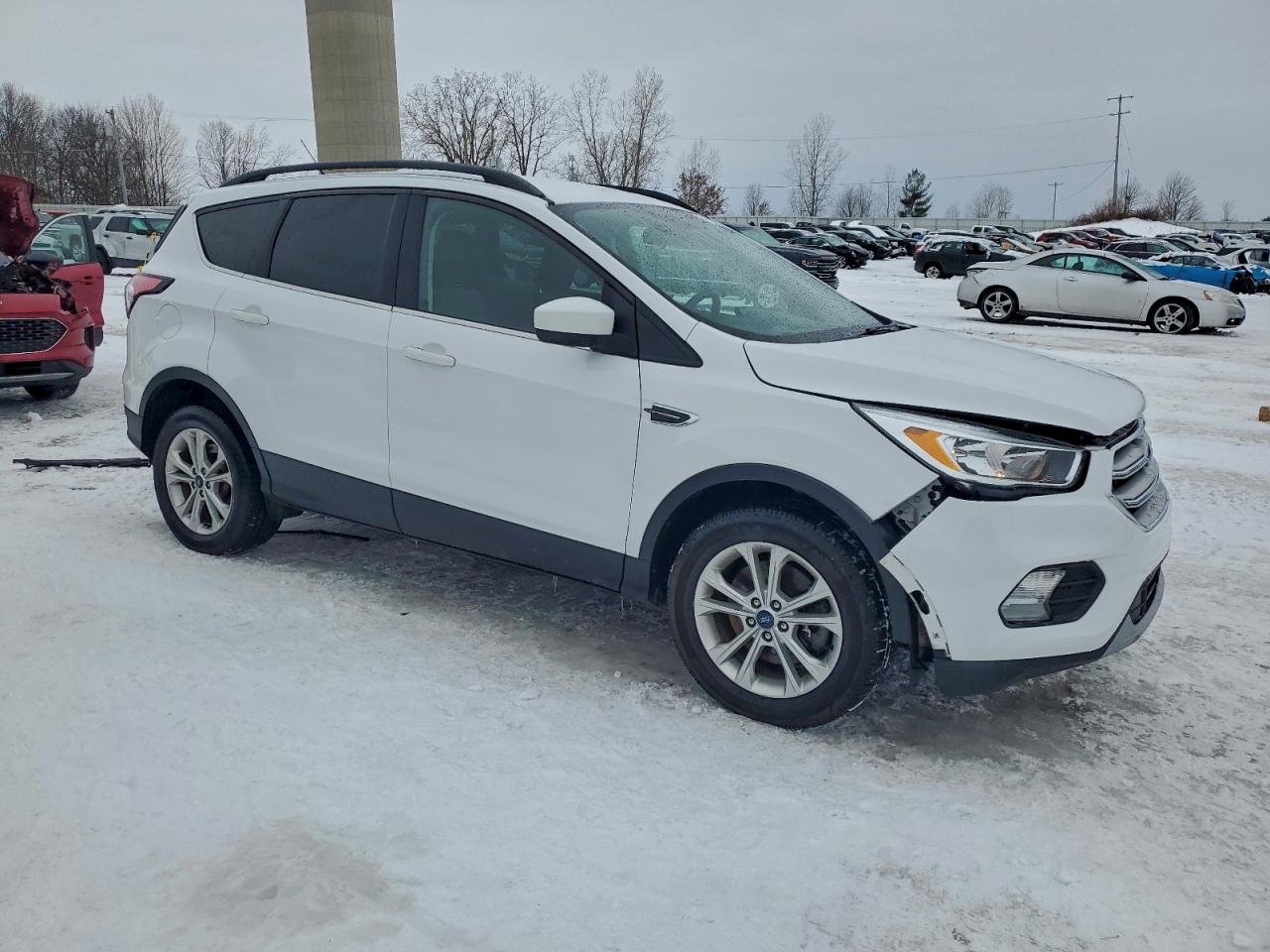 2018 FORD ESCAPE SE photo 4