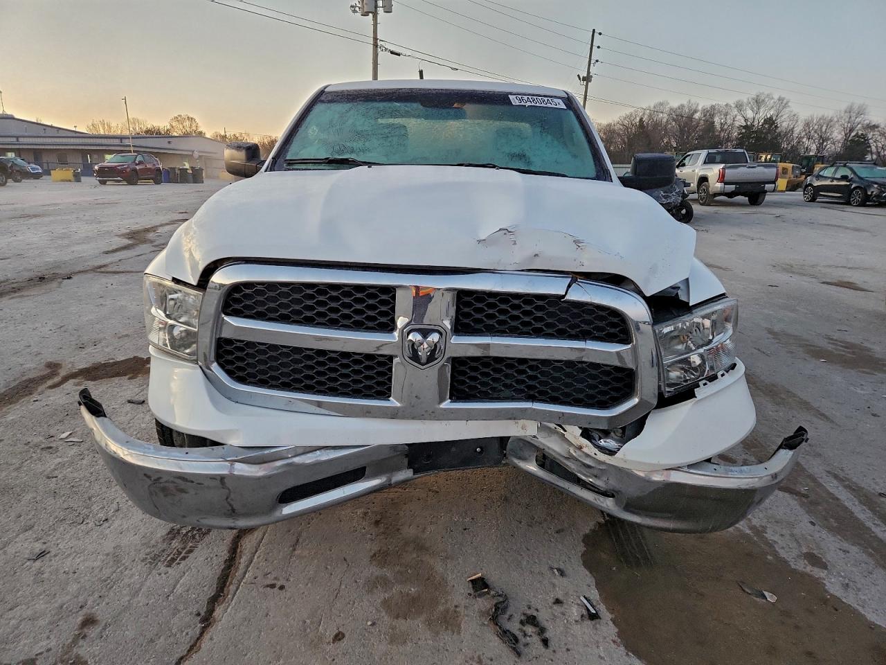2022 RAM 1500 CLASSIC SLT photo 5