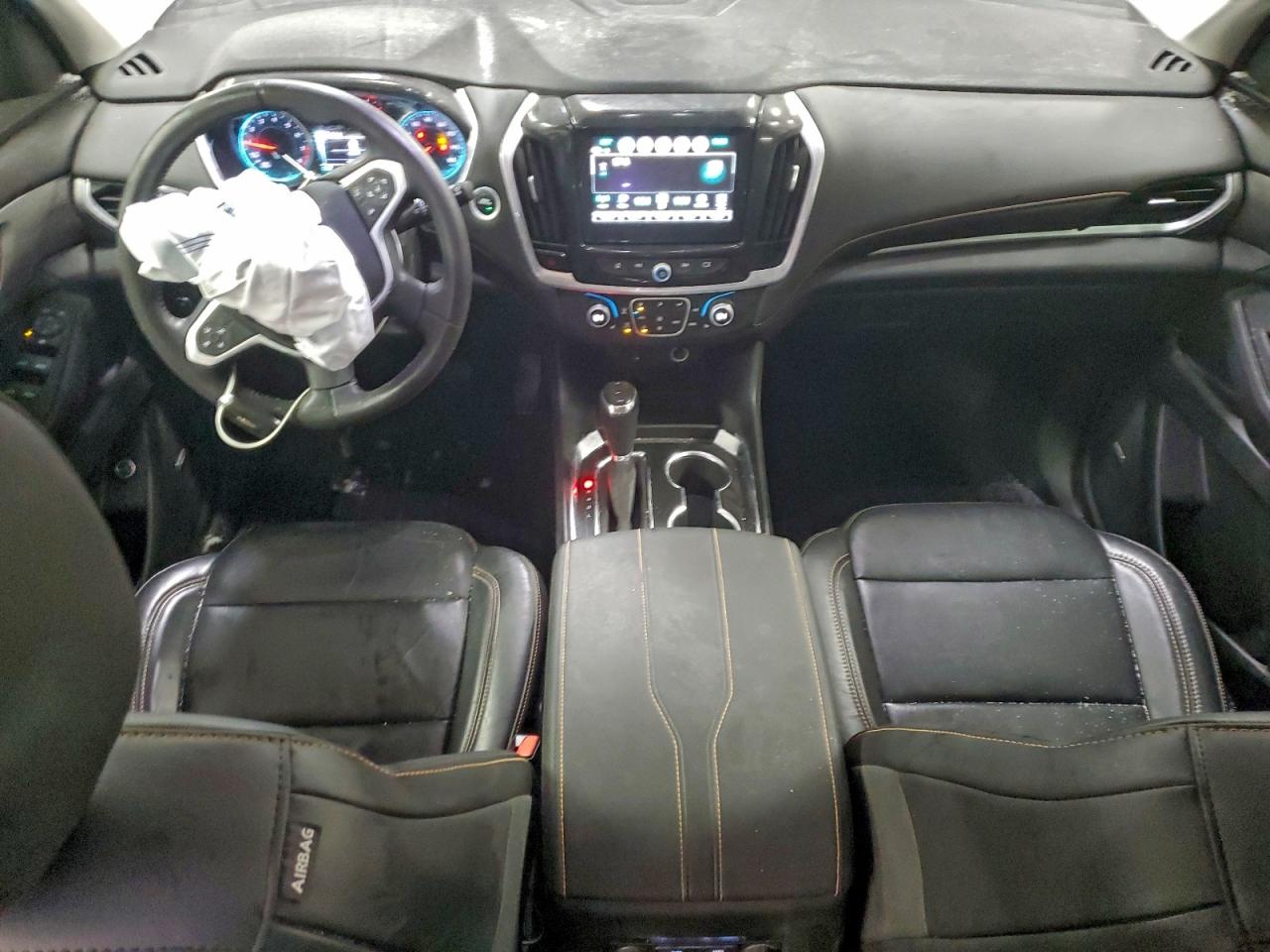 2019 CHEVROLET TRAVERSE LT photo 8
