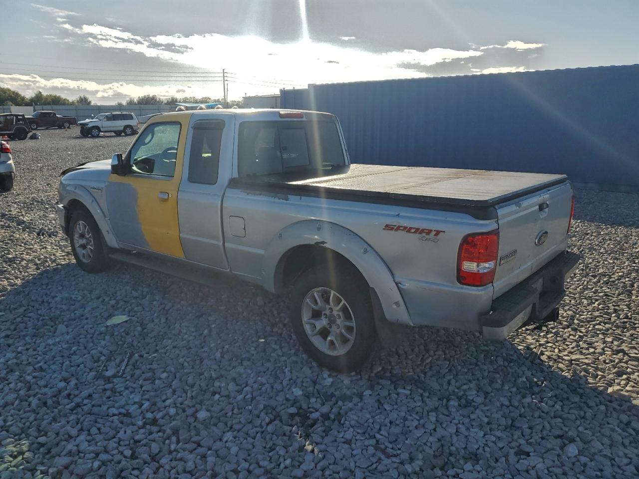 2011 FORD RANGER SUPER CAB photo 2