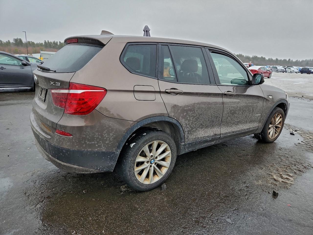 2013 BMW X3 XDRIVE28I photo 3