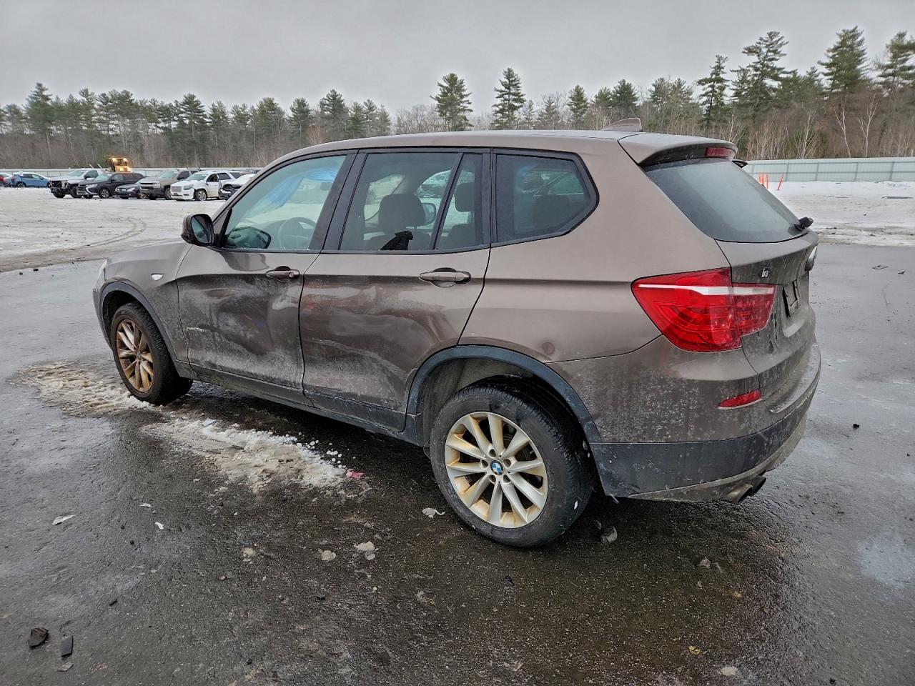 2013 BMW X3 XDRIVE28I photo 2