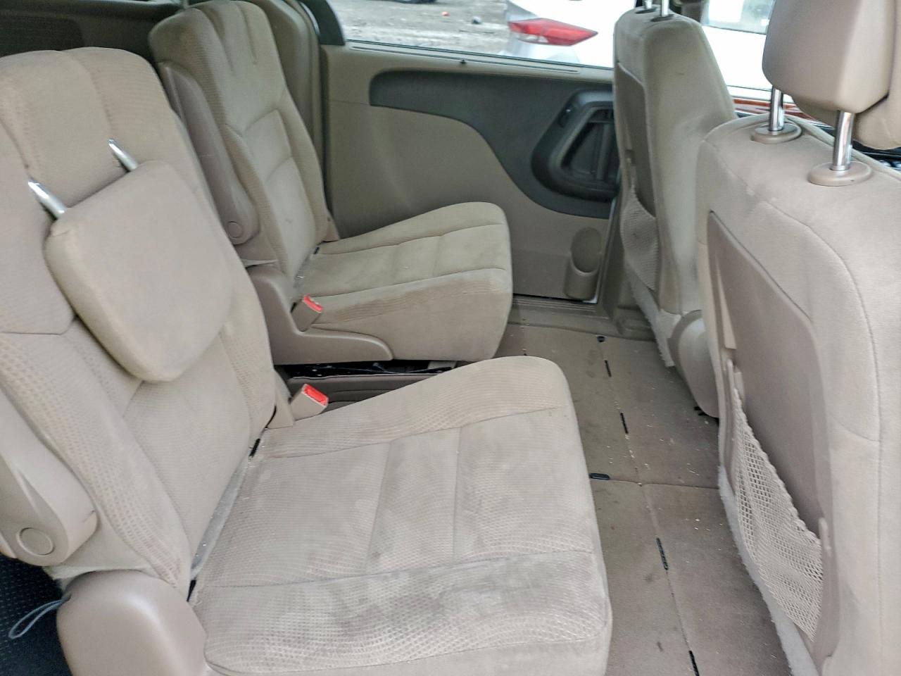 2015 CHRYSLER TOWN & COUNTRY TOURING photo 11