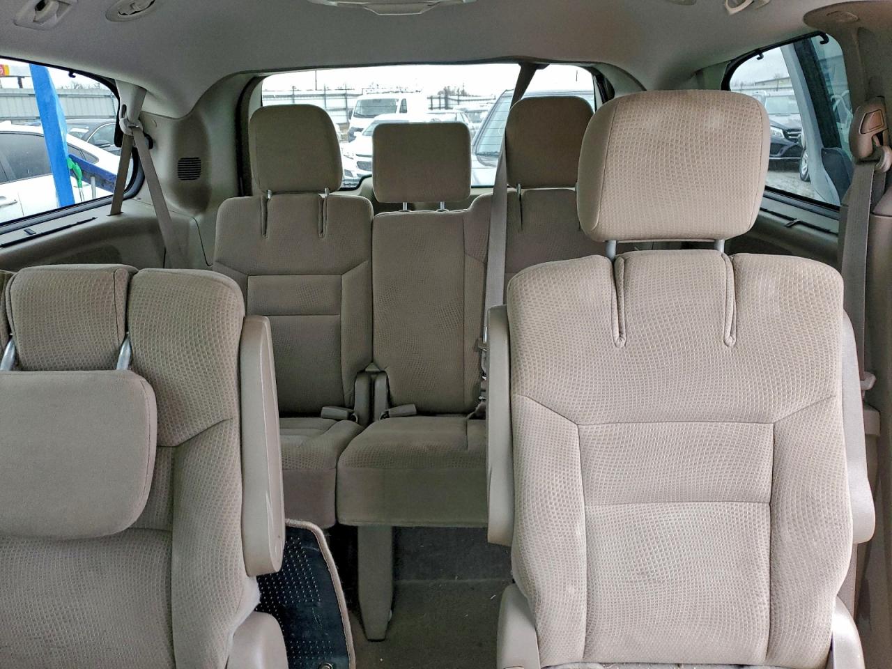 2015 CHRYSLER TOWN & COUNTRY TOURING photo 10