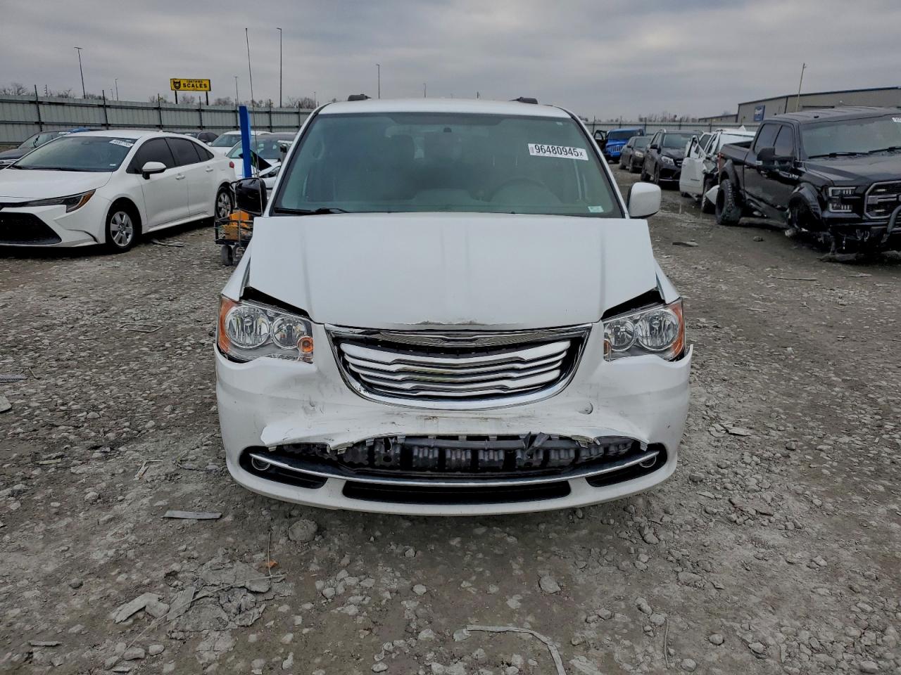 2015 CHRYSLER TOWN & COUNTRY TOURING photo 5