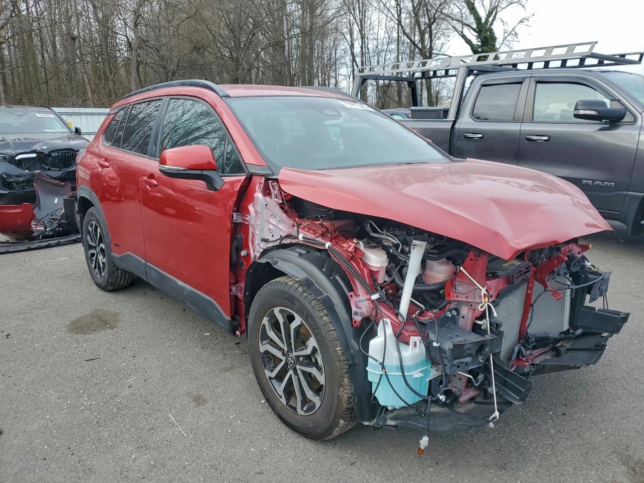 2023 TOYOTA COROLLA CROSS LE photo 4