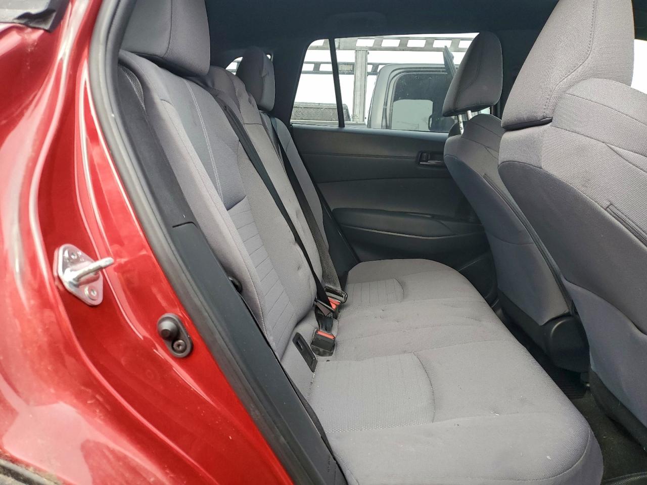 2023 TOYOTA COROLLA CROSS LE photo 10