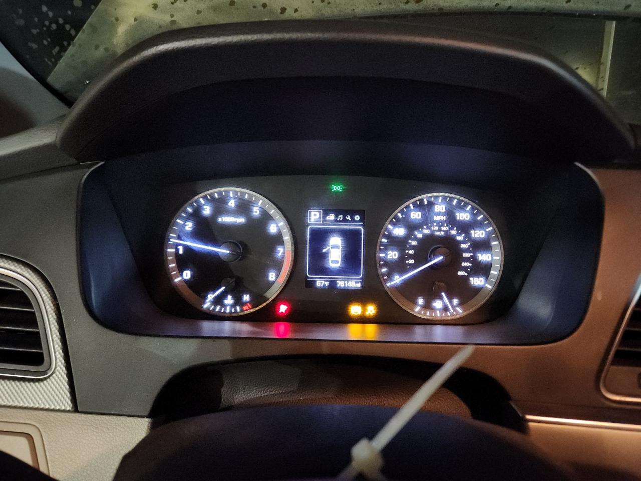 2016 HYUNDAI SONATA SE photo 9