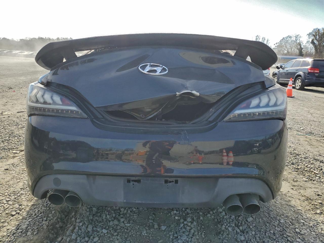 2010 HYUNDAI GENESIS COUPE 3.8L photo 6