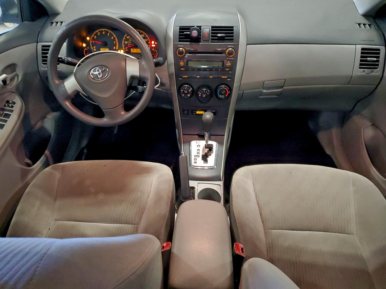 2010 TOYOTA COROLLA photo 8