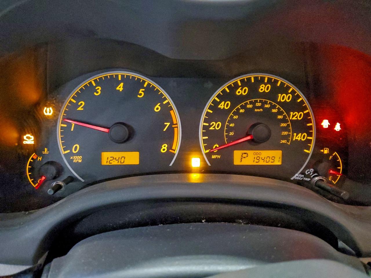 2010 TOYOTA COROLLA photo 9