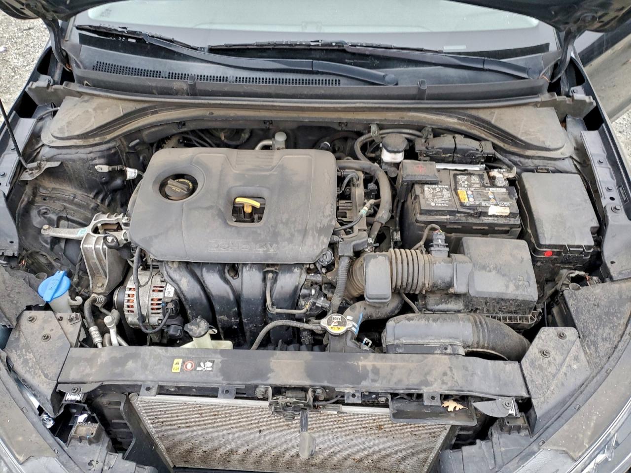2020 HYUNDAI ELANTRA photo 11