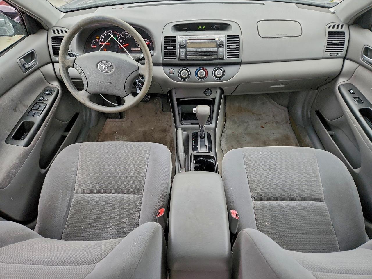 2006 TOYOTA CAMRY LE photo 8