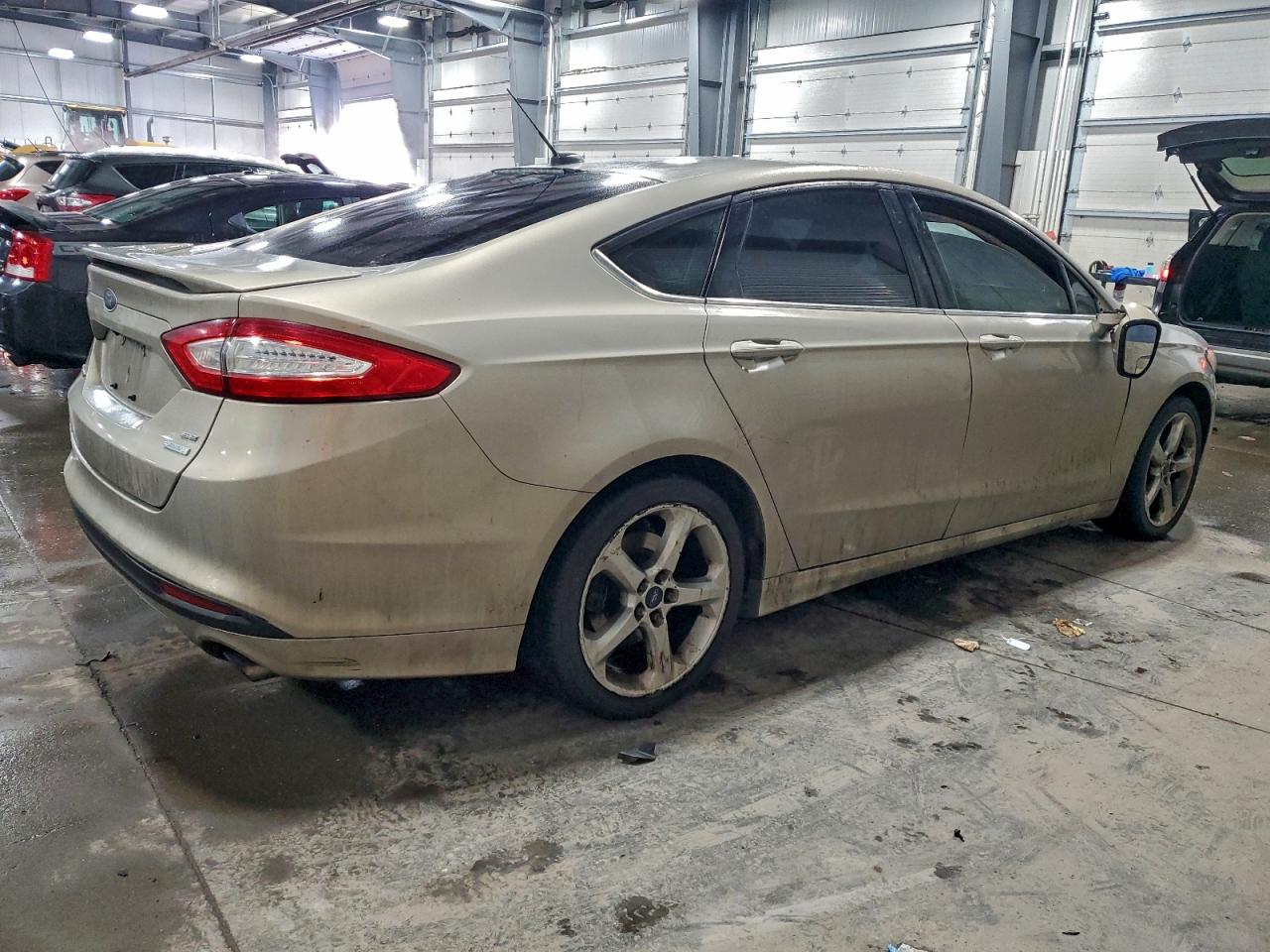 2015 FORD FUSION SE photo 3