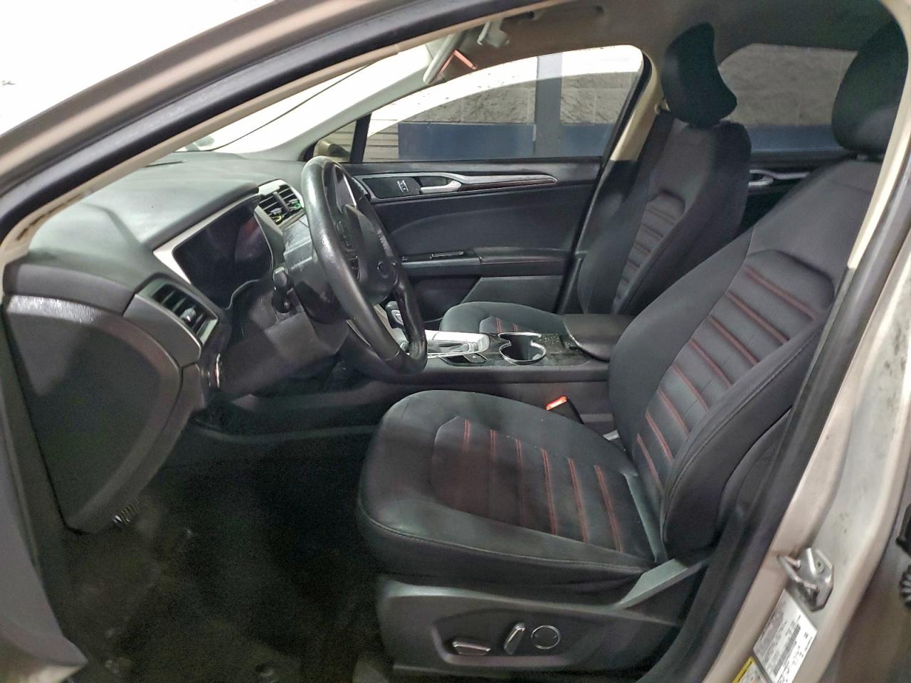 2015 FORD FUSION SE photo 7