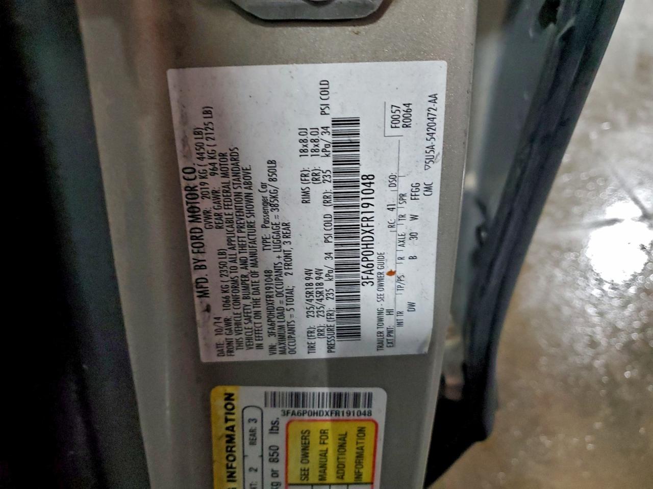 2015 FORD FUSION SE photo 12
