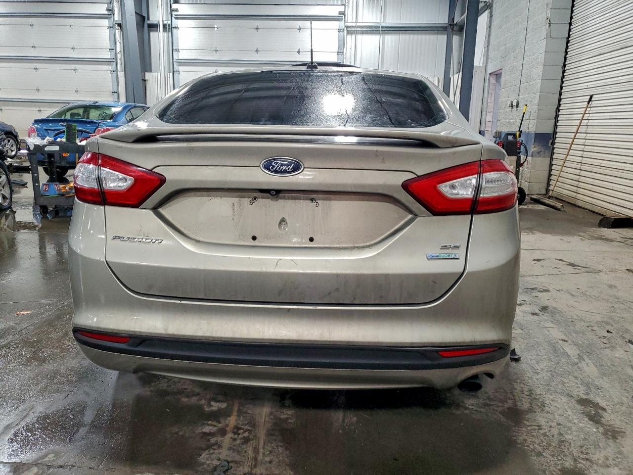 2015 FORD FUSION SE photo 6