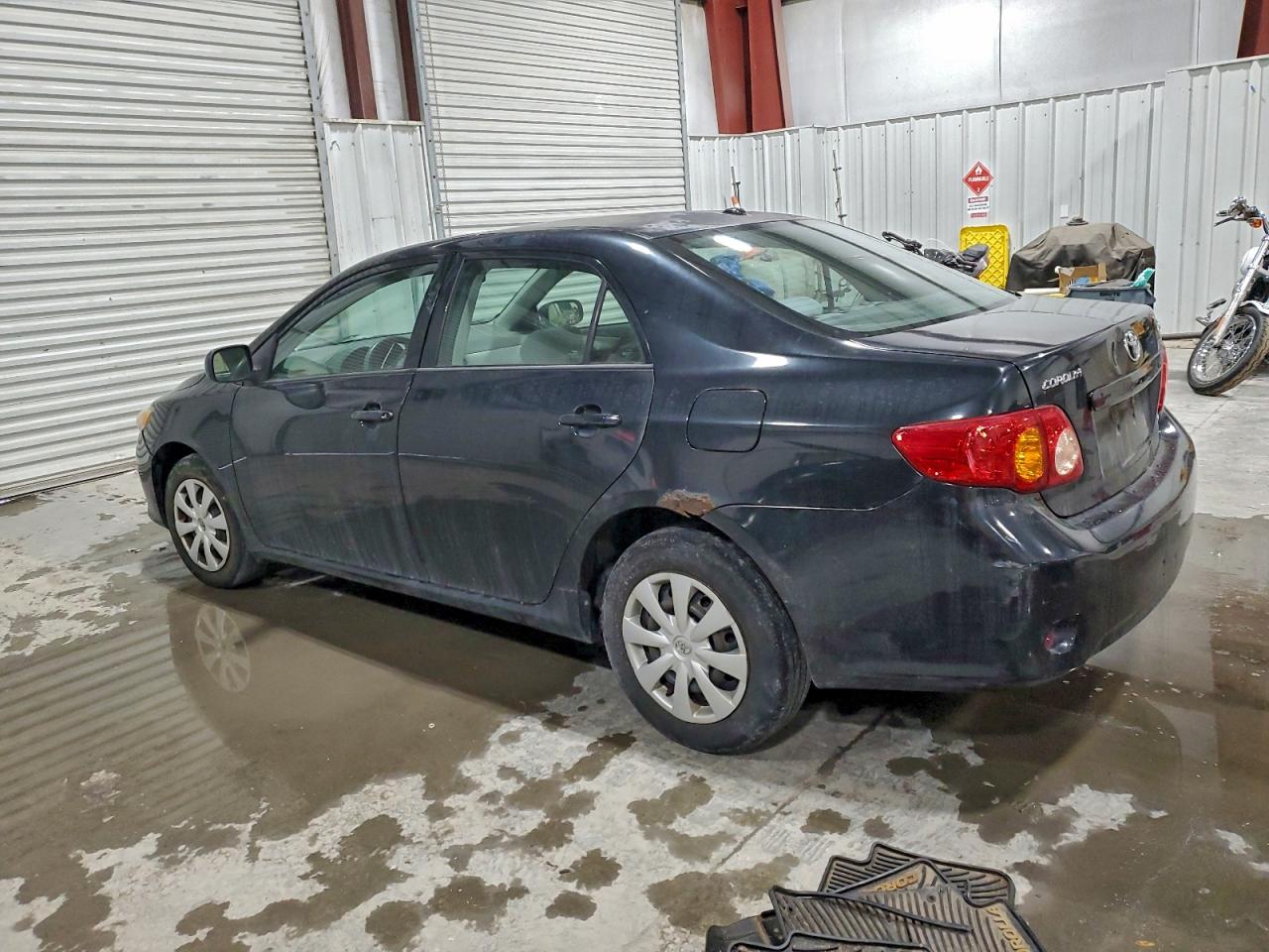 2010 TOYOTA COROLLA BASE photo 2