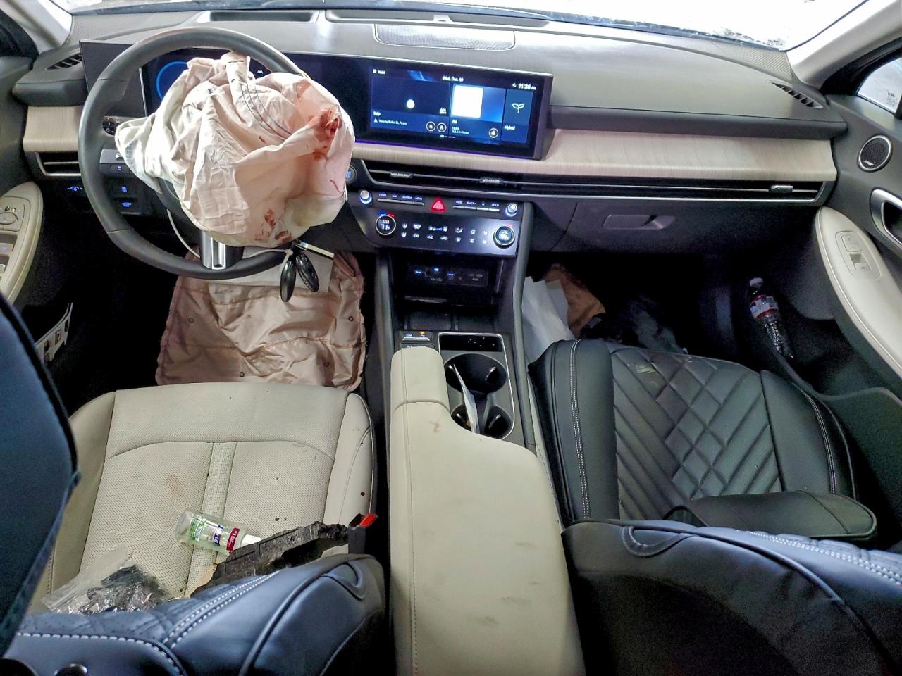 2025 HYUNDAI SONATA HYBRID photo 8