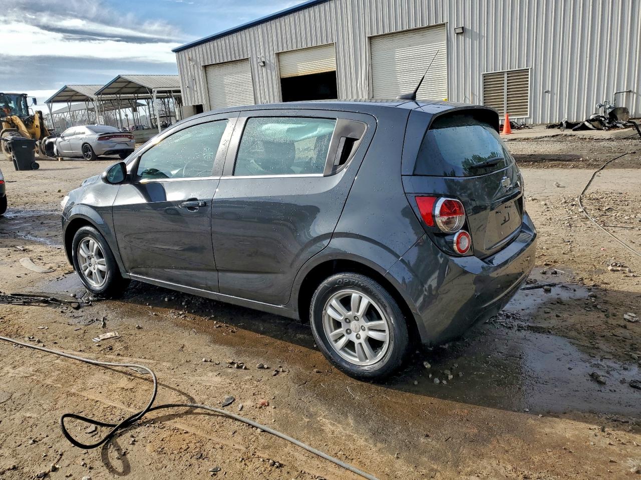 2014 CHEVROLET SONIC LT photo 2