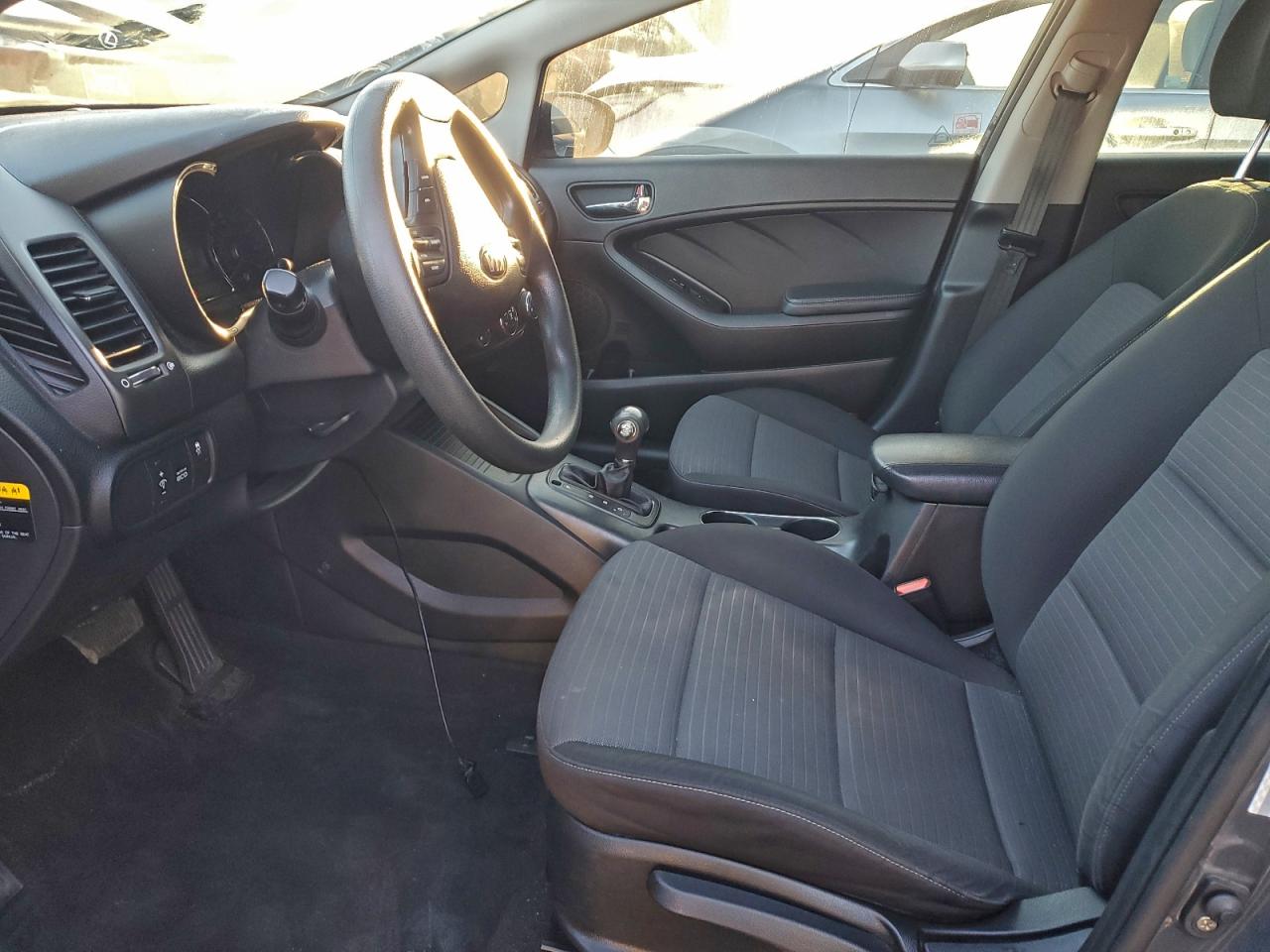 2015 KIA FORTE LX photo 7