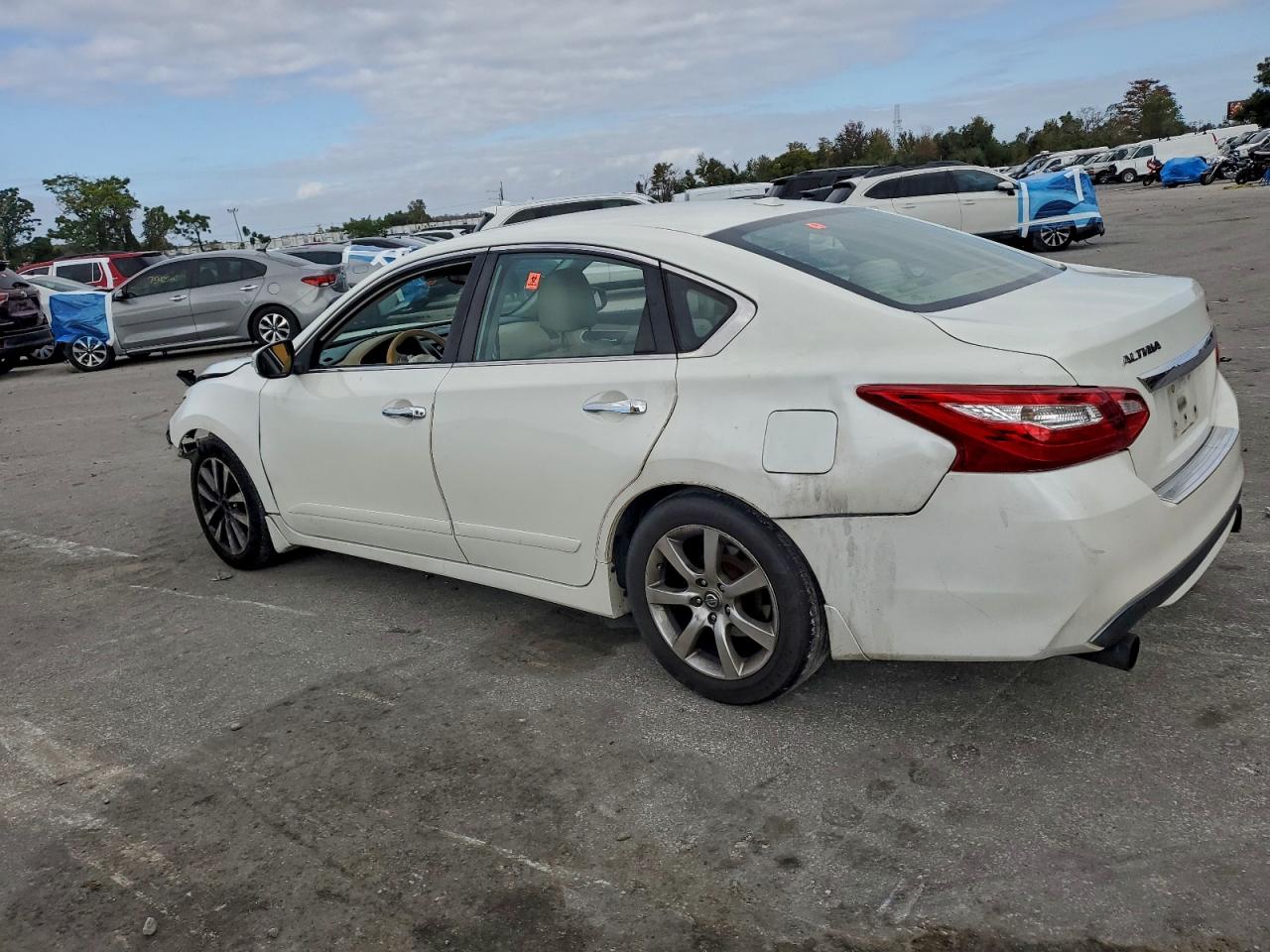 2017 NISSAN ALTIMA 2.5 photo 2