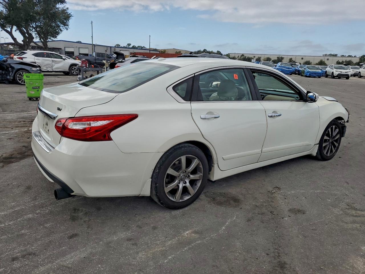 2017 NISSAN ALTIMA 2.5 photo 3