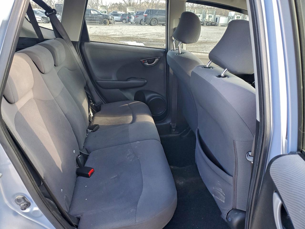 2009 HONDA FIT photo 11