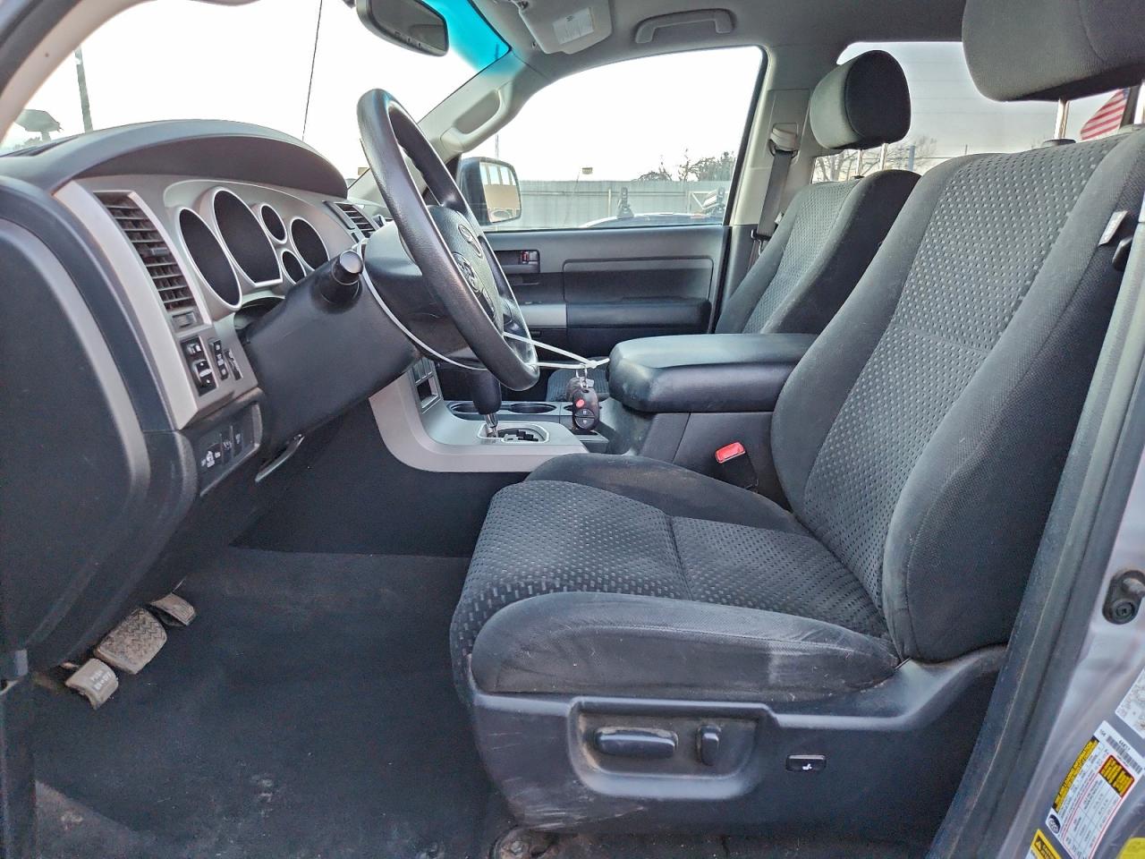 2013 TOYOTA TUNDRA CREWMAX SR5 photo 7