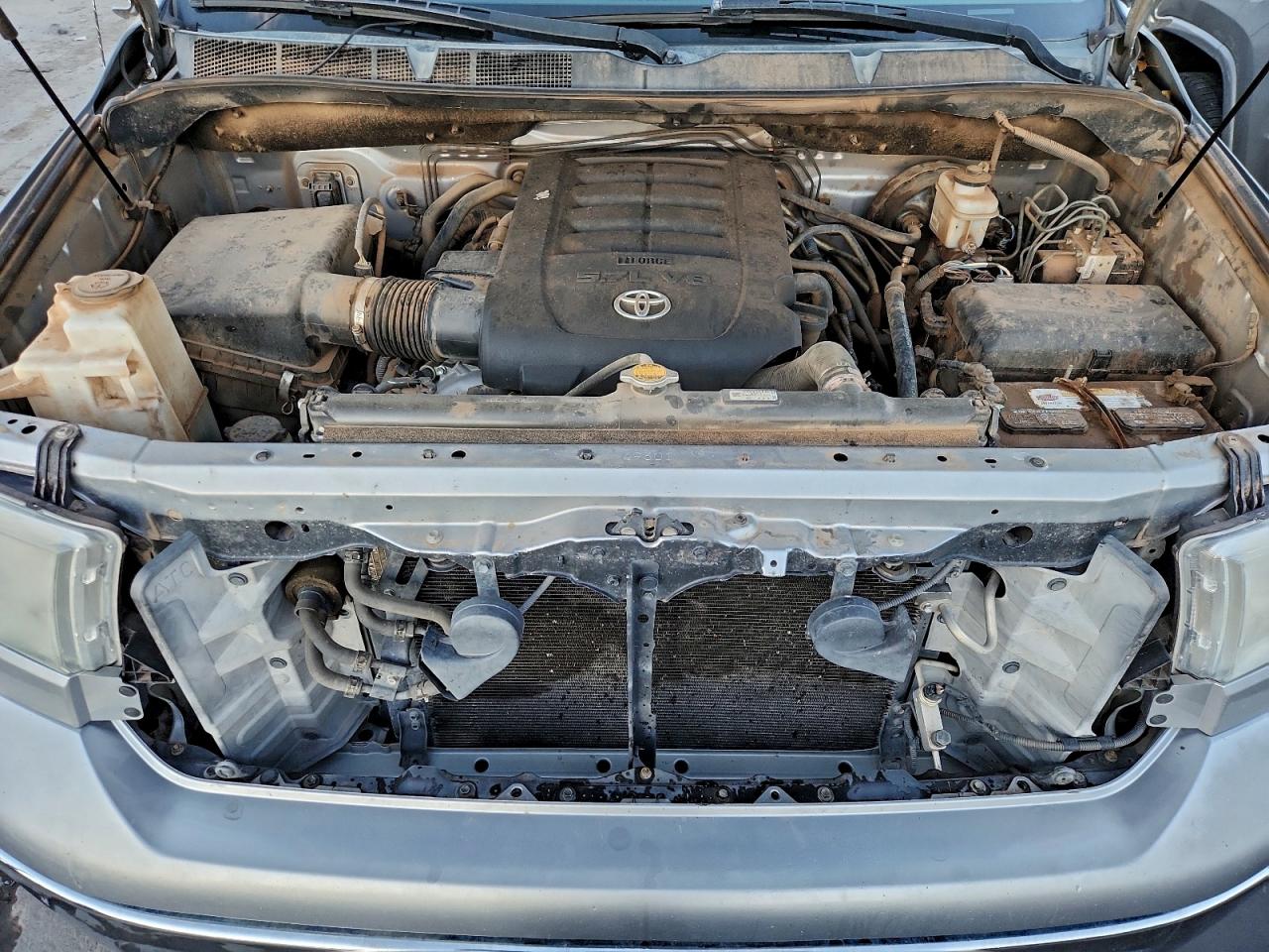2013 TOYOTA TUNDRA CREWMAX SR5 photo 11