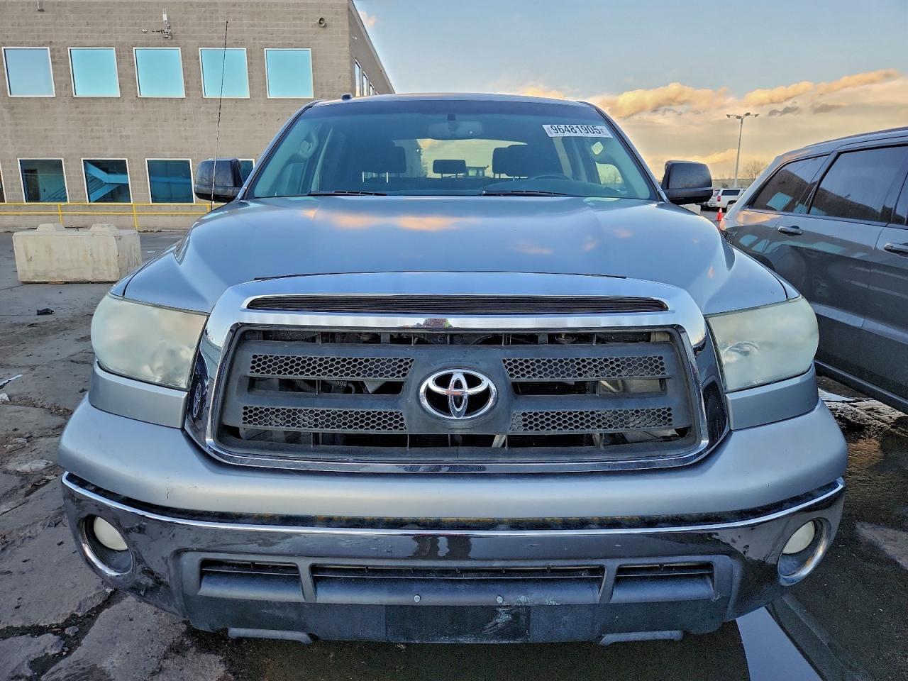 2013 TOYOTA TUNDRA CREWMAX SR5 photo 5