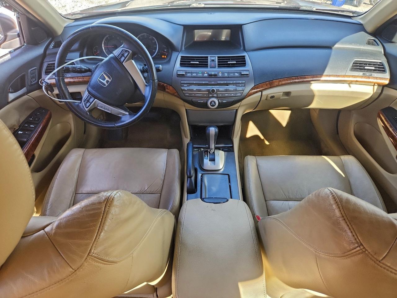 2011 HONDA ACCORD EXL photo 8