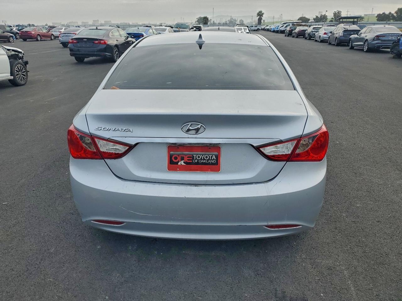 2011 HYUNDAI SONATA GLS photo 6