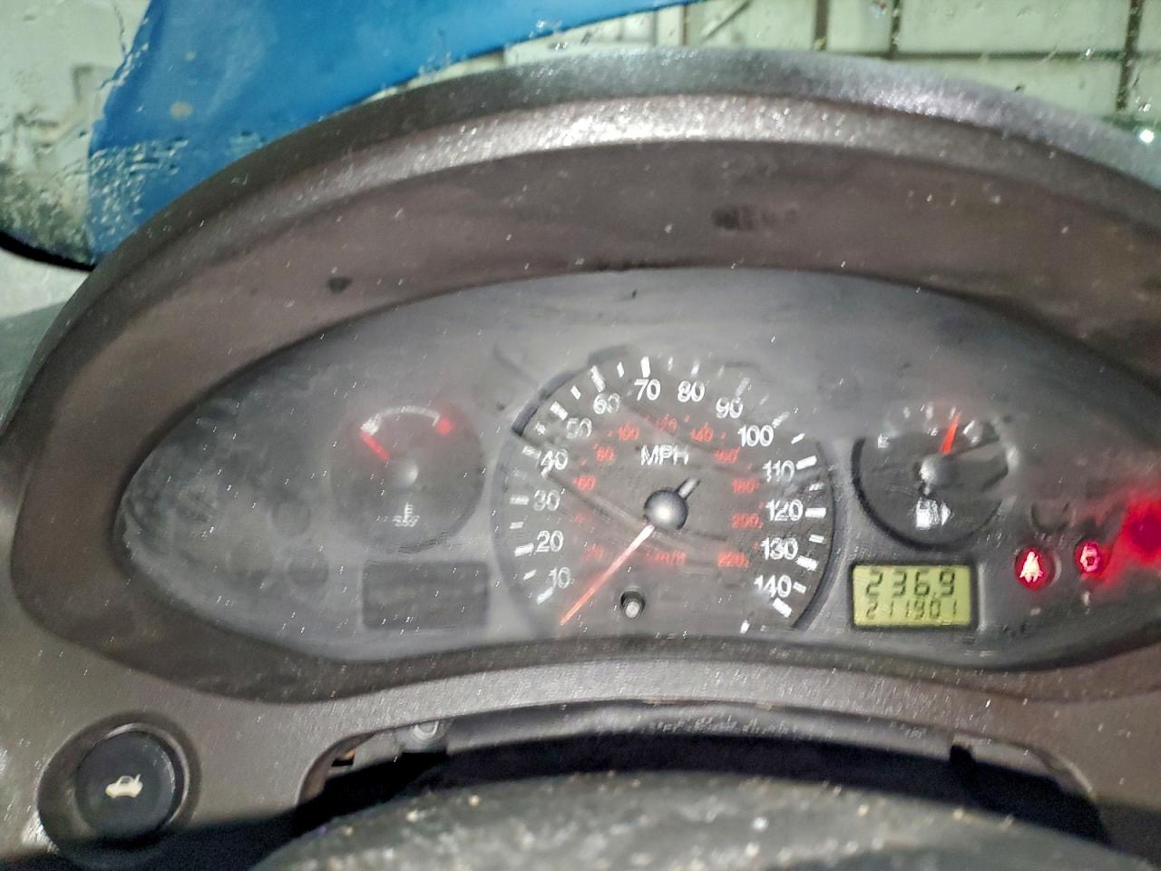 2007 FORD FOCUS ZX4 photo 9