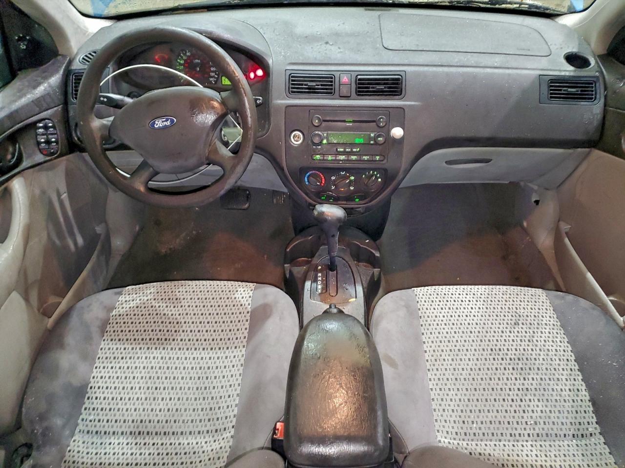 2007 FORD FOCUS ZX4 photo 8