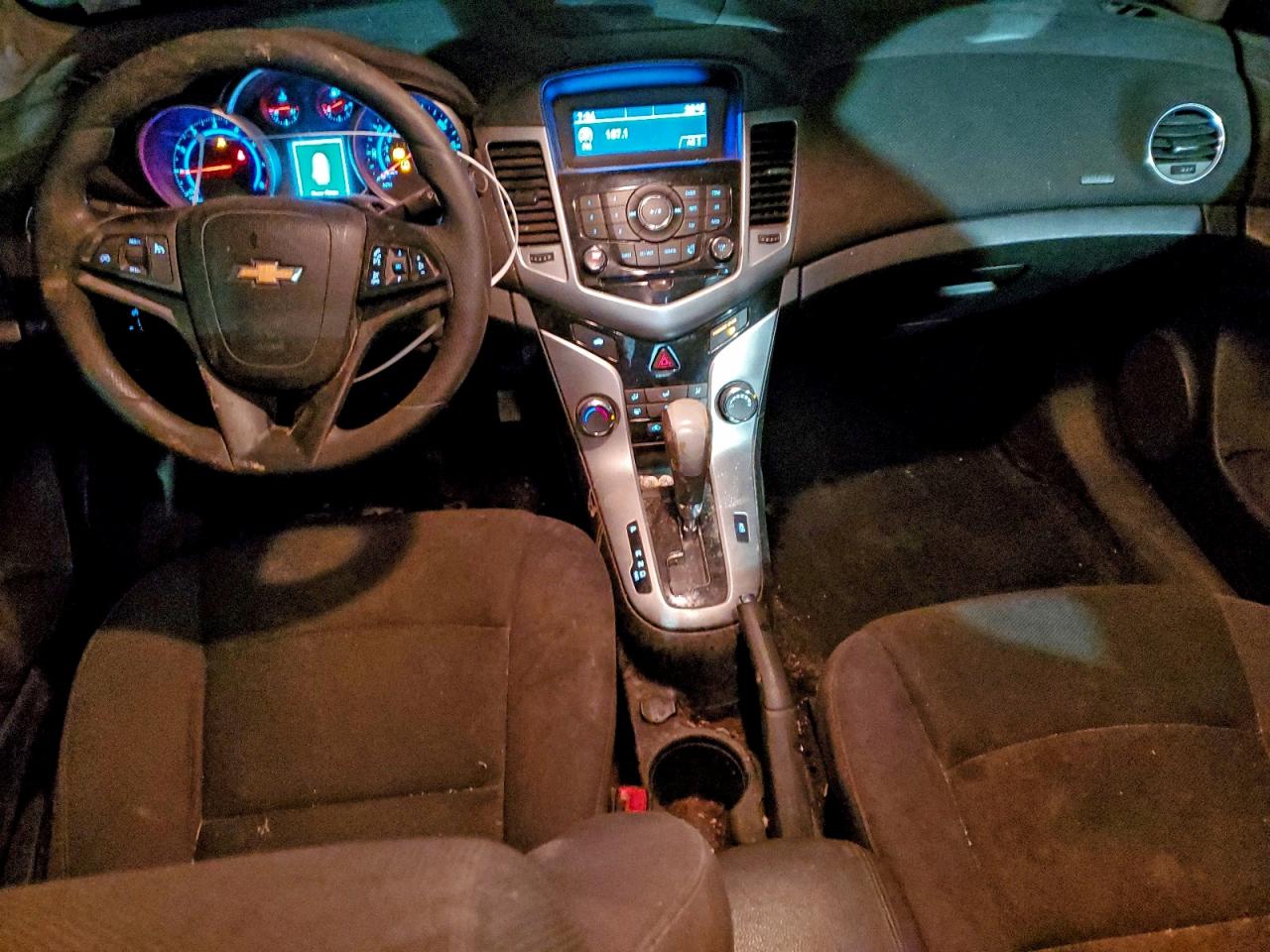 2016 CHEVROLET CRUZE LIMITED LT photo 8