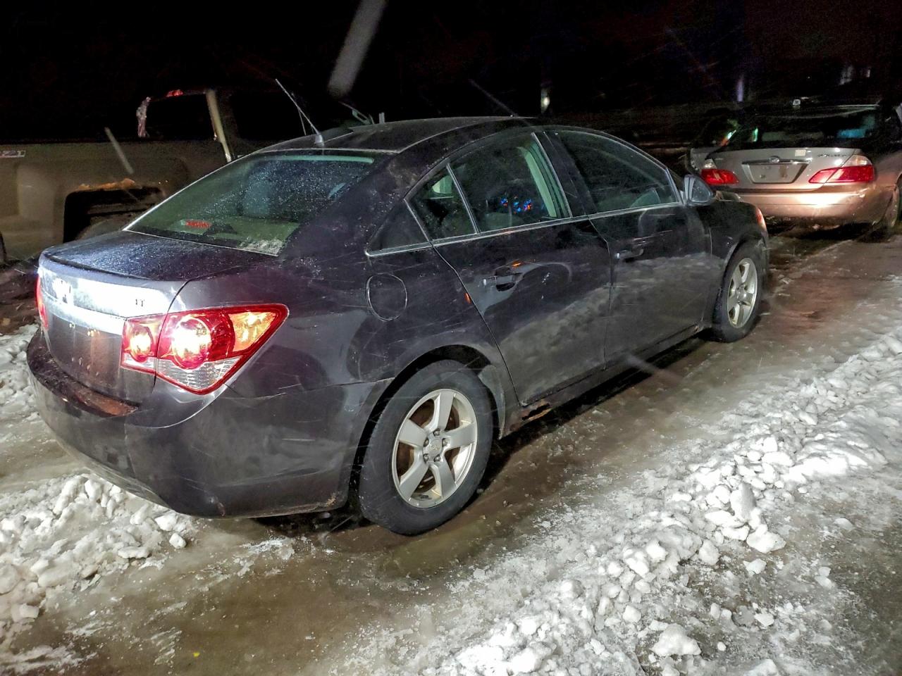 2016 CHEVROLET CRUZE LIMITED LT photo 3