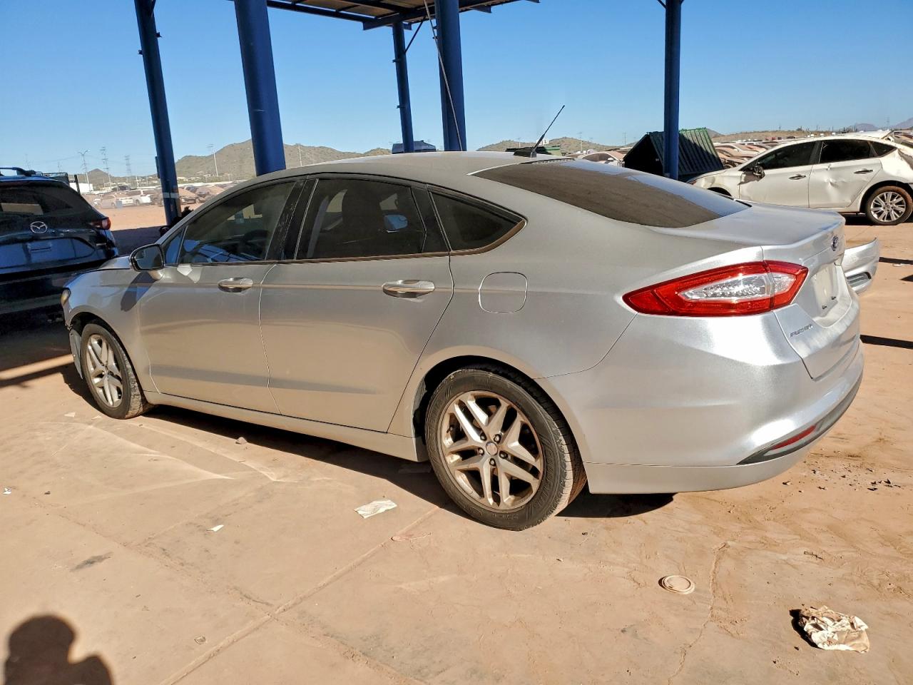 2013 FORD FUSION SE photo 2