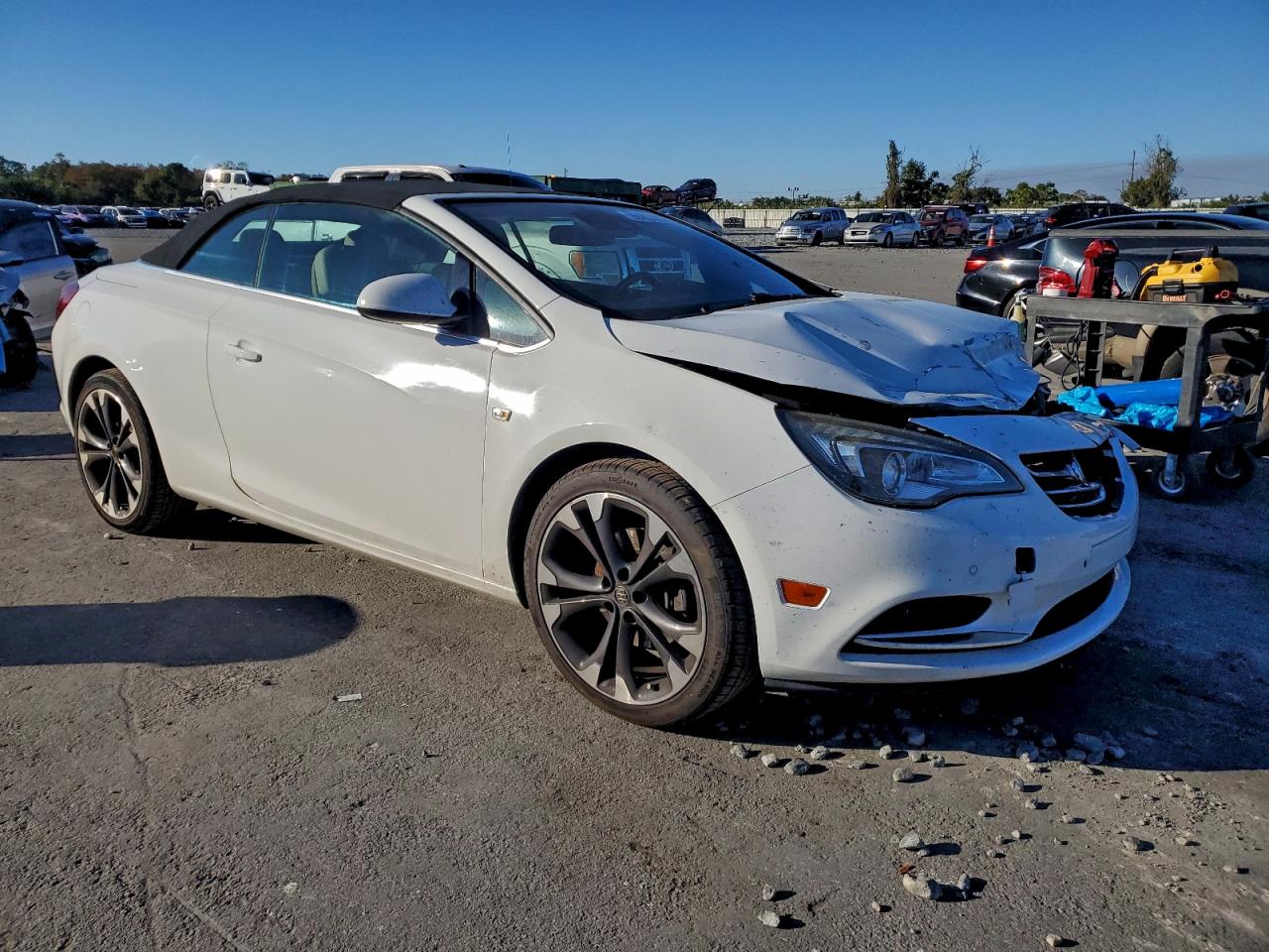 2019 BUICK CASCADA PREMIUM photo 4