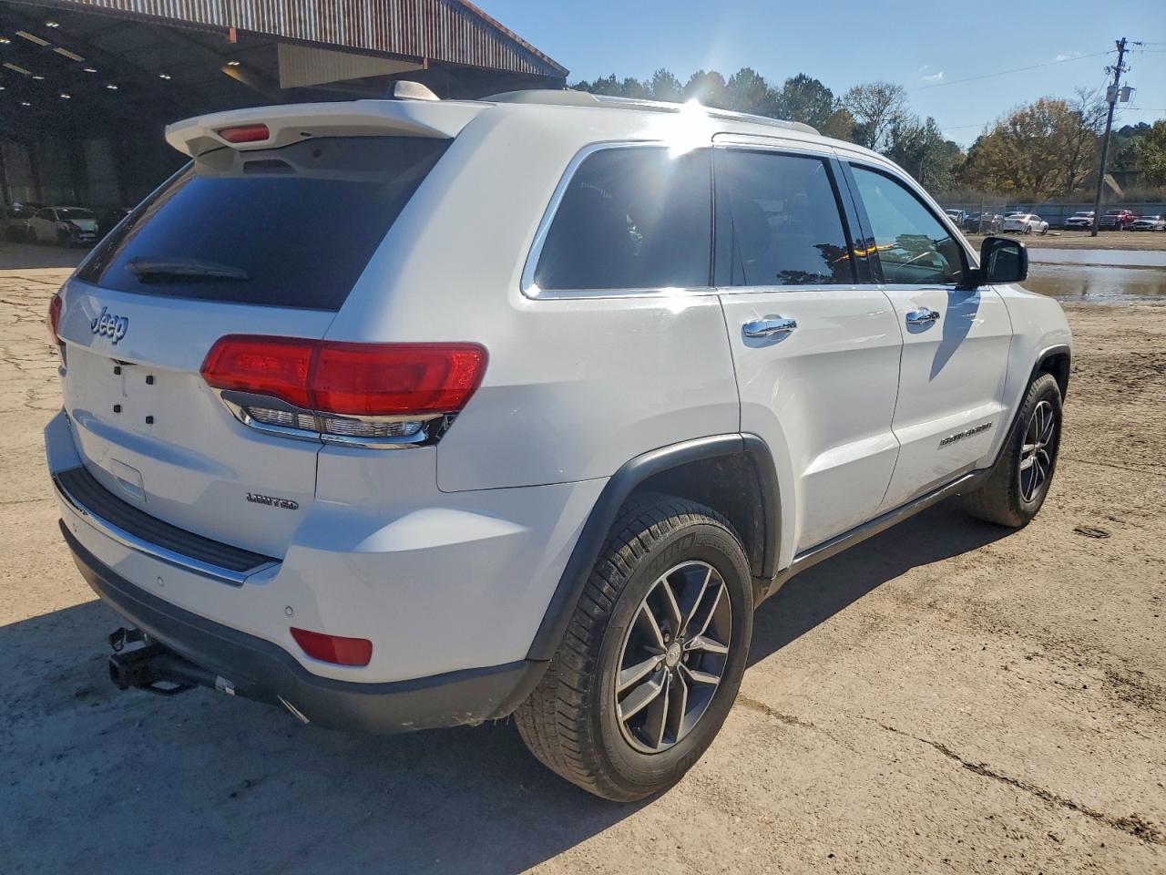 2018 JEEP GRAND CHEROKEE LIMITED photo 3