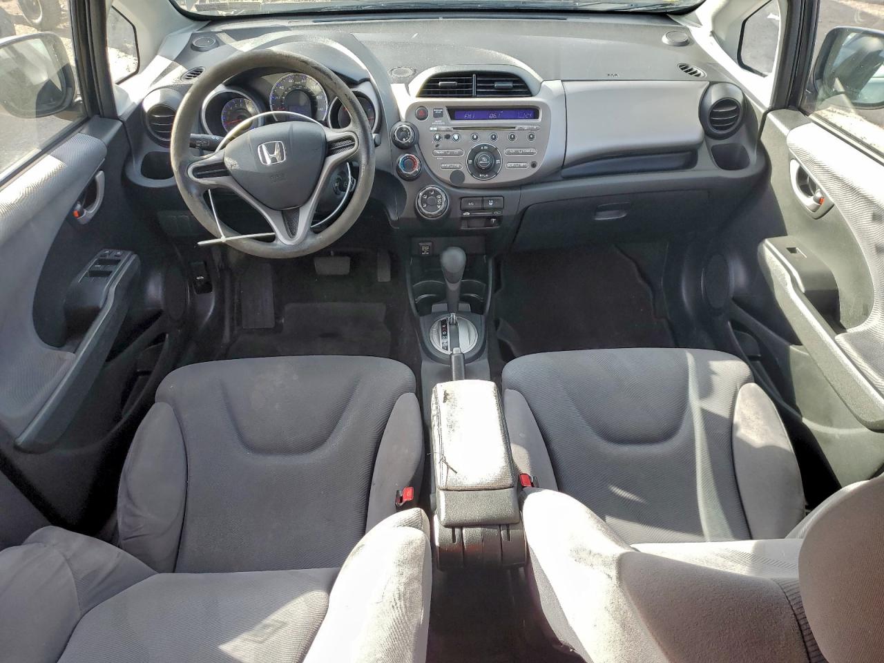 2009 HONDA FIT photo 8