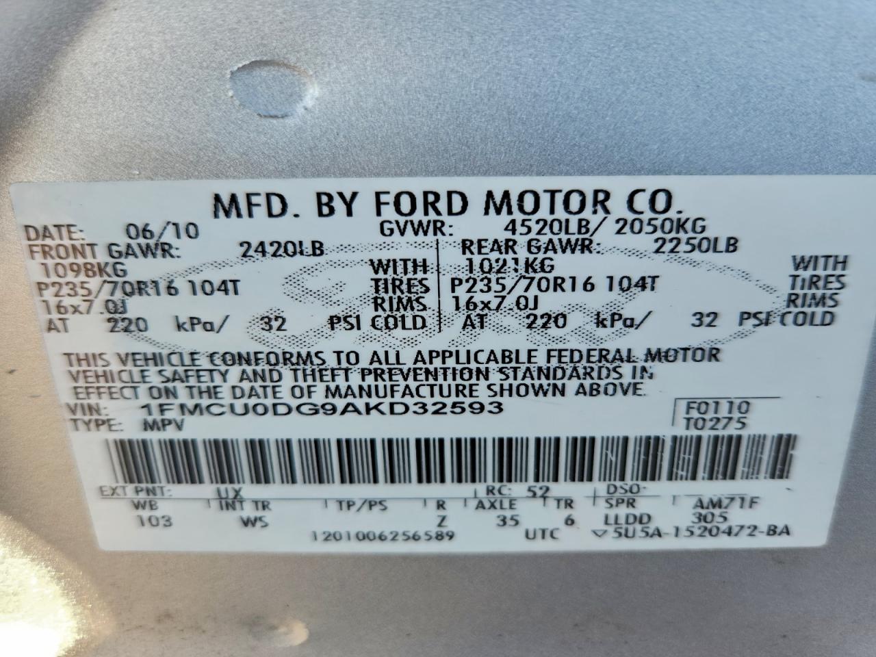 2010 FORD ESCAPE XLT photo 12