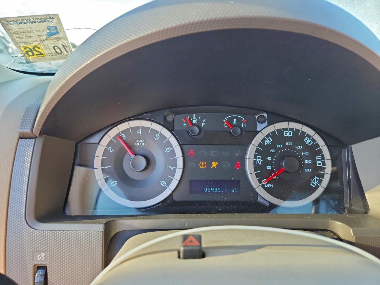 2010 FORD ESCAPE XLT photo 9