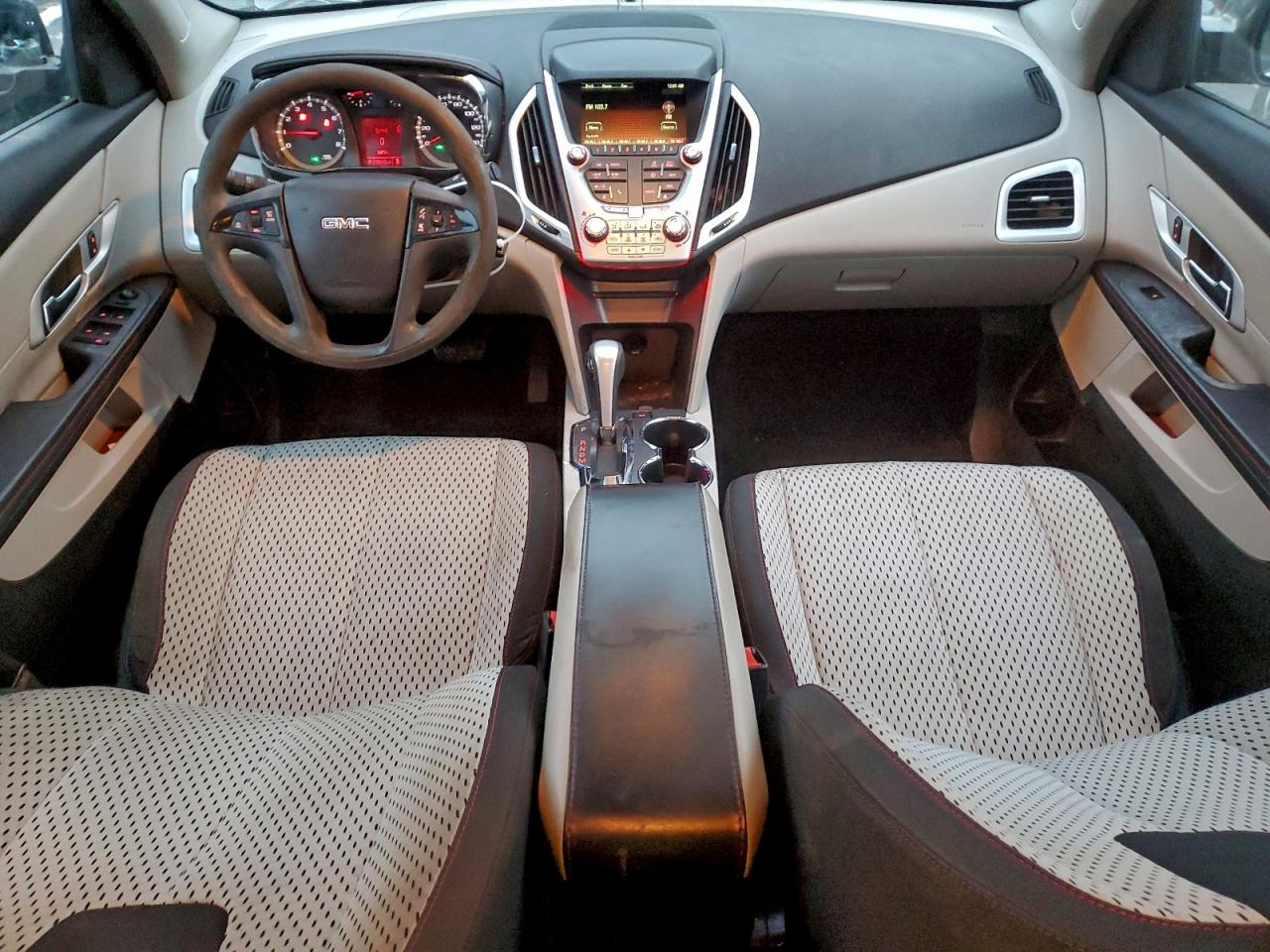 2012 GMC TERRAIN SLE photo 8