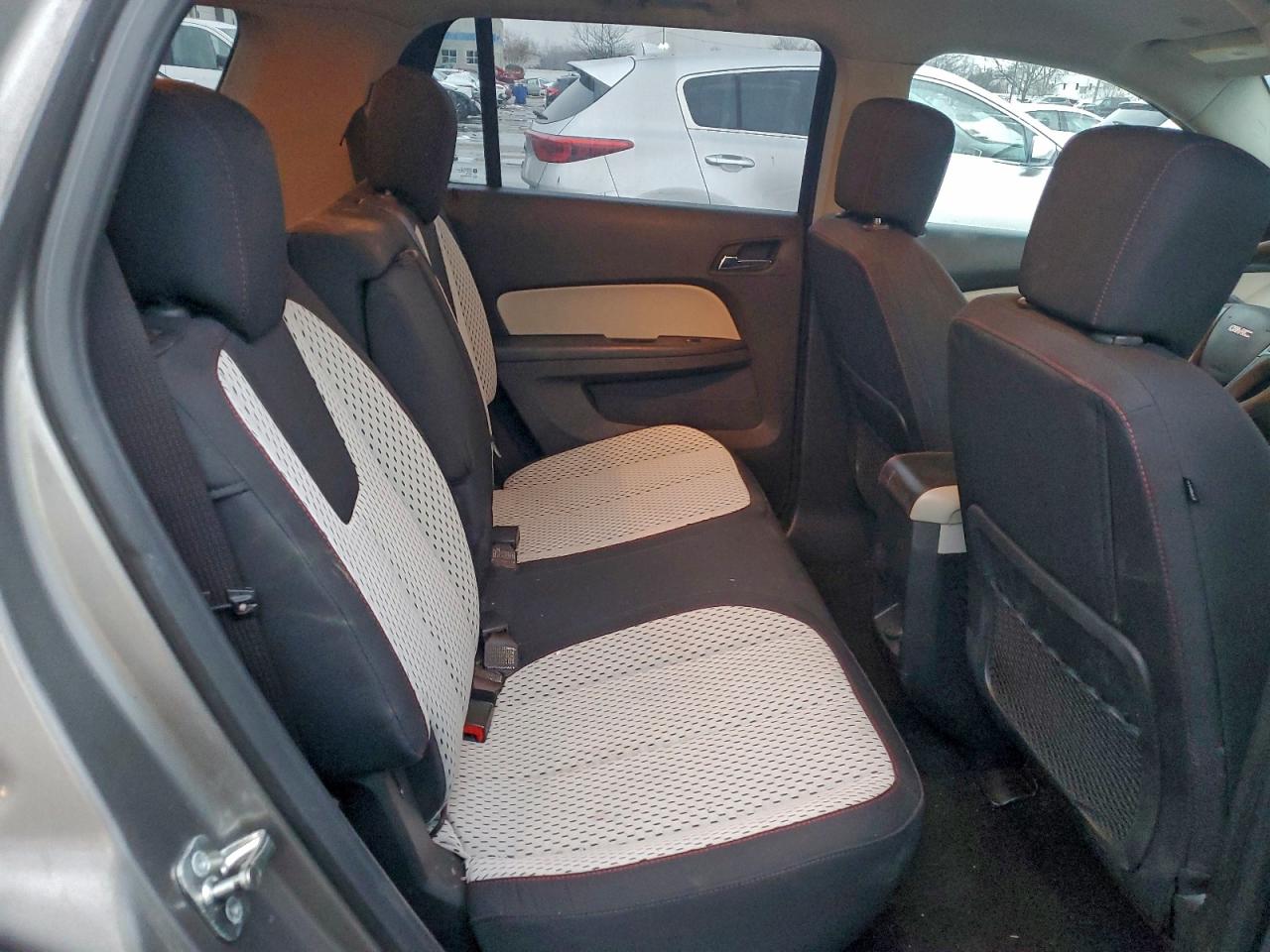 2012 GMC TERRAIN SLE photo 11